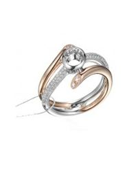 18K金镶嵌钻石戒指